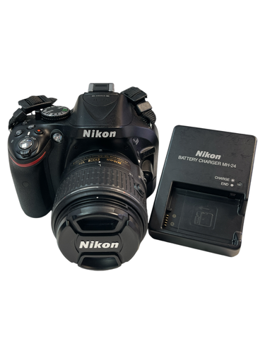 CAMARA REFLEX NIKON D5200+AF-S DX 18-55MM 1