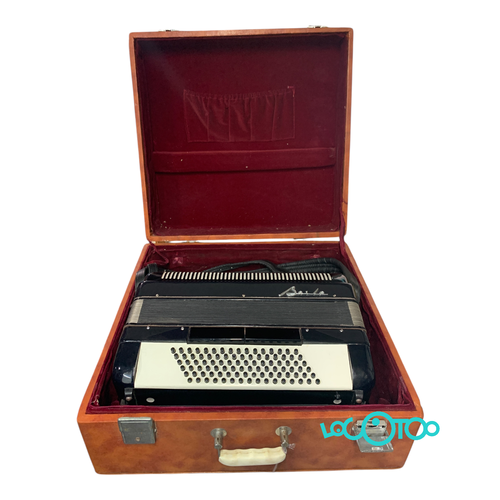 ACORDEON BAILE 96 BAJOS