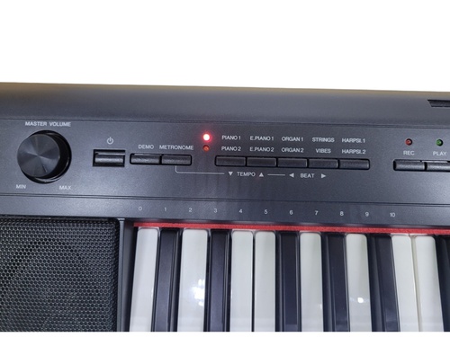 TECLADO ELECTRONICO YAMAHA PIAGGERO NP-12