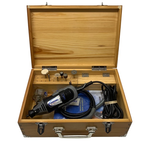 Lijadora Eléctrica DREMEL MULTIPRO 395