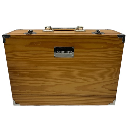 Lijadora Eléctrica DREMEL MULTIPRO 395