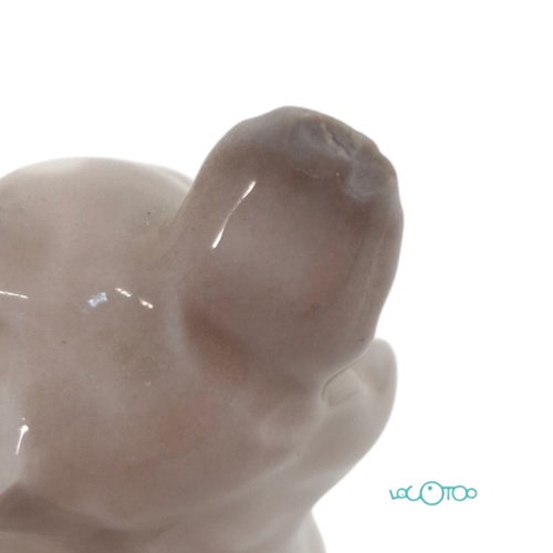 FIGURA DE PORCELANA PERRO PAPILLÓN LLADRÓ