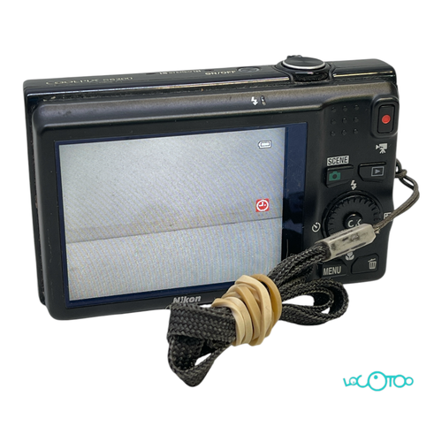 Cámara Compacta NIKON COOLPIX S6200