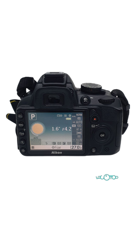 Cámara Réflex NIKON D3100 + AF-S NIKKOR 18-