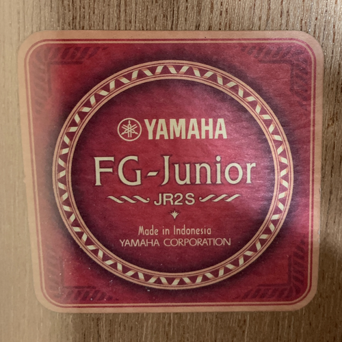 Guitarra Clásica YAMAHA FG-JUNIOR JR2S 6 Cu