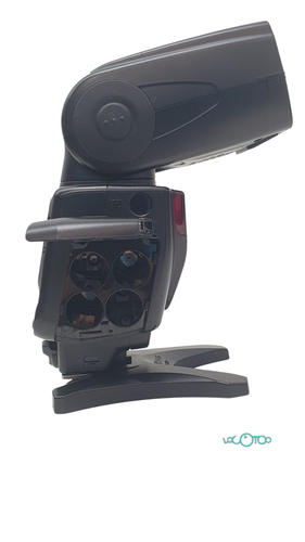 FLASH NIKON SPEEDLIGHT SB-700