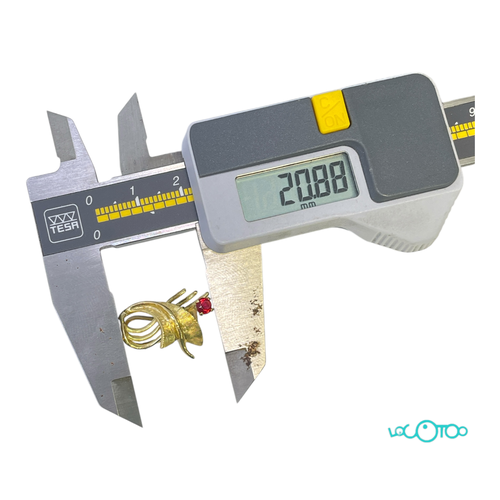 Pendientes CON PIEDRA ROJA