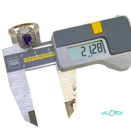 Anillo Oro CON PIEDRAS BLANCAS Y MORADA
