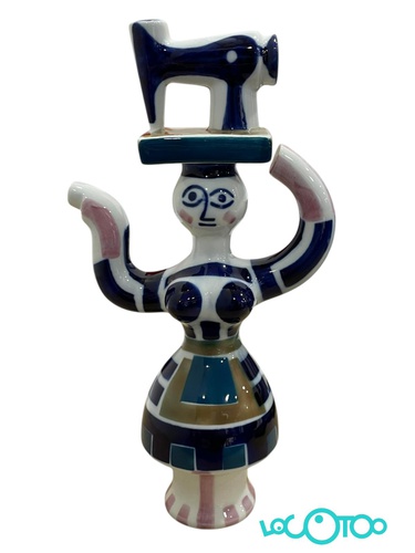 CERAMICA SARGADELOS MUJER CON MAQUINA DE CO