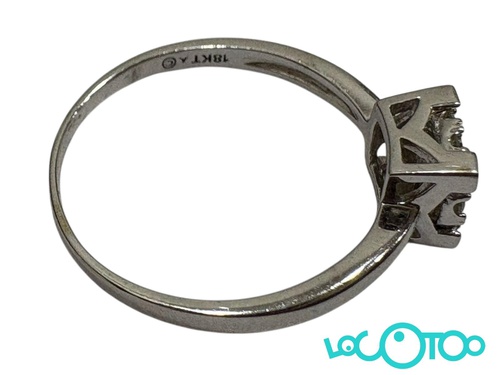  ANILLO ORO 18K CON DIAMANTES