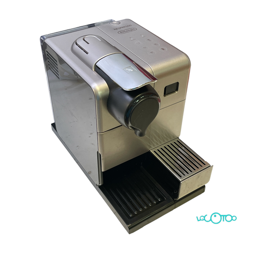 Cafetera Expreso NESPRESSO DELONGUI EN550-S