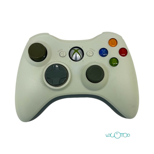 Xbox 360 blanca con mando