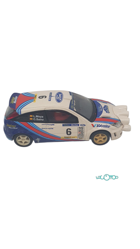 Coche Slot SCALEXTRIC FORD FOCUS WRC 