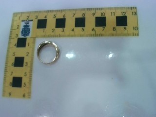 Sortija oro 18 k con carril de zafiros azul