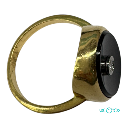 Anillo Oro 18k , ónix y diamante .peso 4,70
