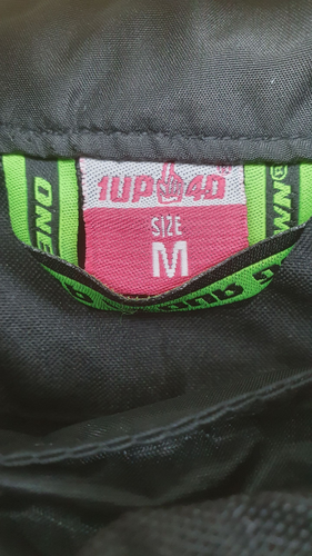 Chaqueta Moto 1UP 4D NEGRA Y ROSA Talla M M