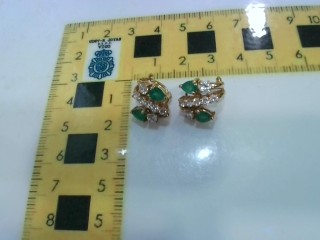 PENDIENTES ORO 18K CON PIEDRAS
