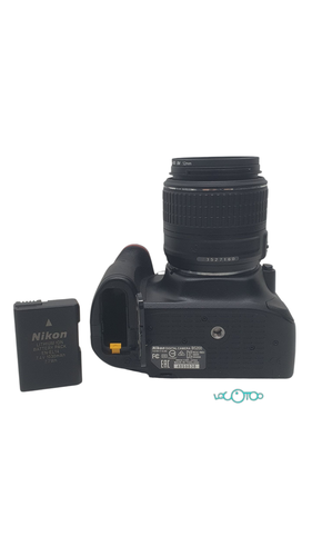 Cámara Réflex NIKON D5200 + AF-S NIKKOR 18-