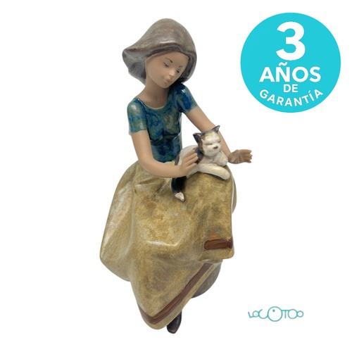 Cerámica LLADRÓ NIÑA CON GATO