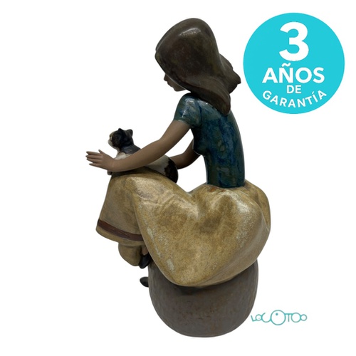 Cerámica LLADRÓ NIÑA CON GATO