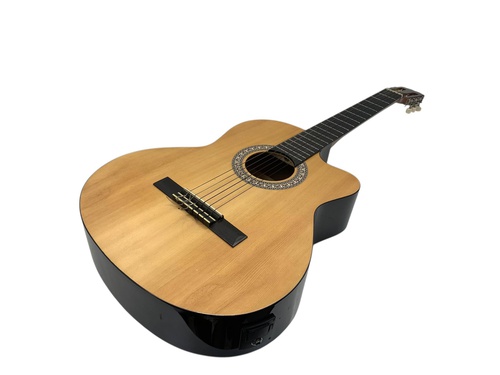 Guitarra Acústica ADMIRA SARA EC 6 Cuerdas