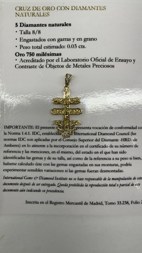 Cruz de  Carabaca 18 k  con diamantes , tal