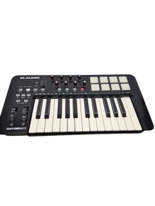 Teclado Electrónico