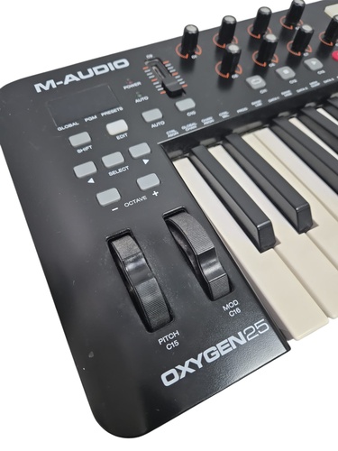 Teclado Electrónico M AUDIO OXYGEN 25