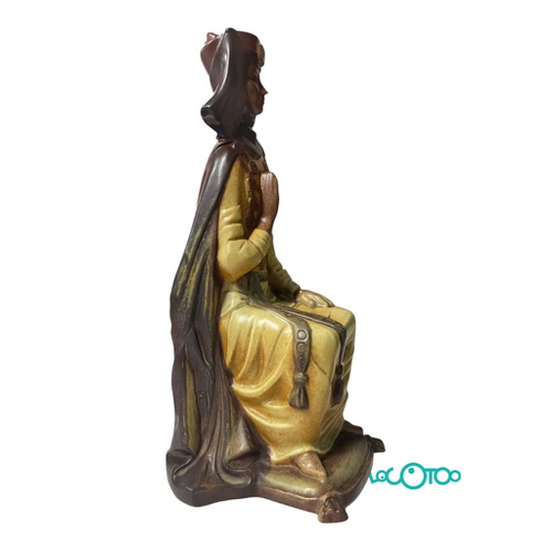 Cerámica LLADRÓ REINA GÓTICA