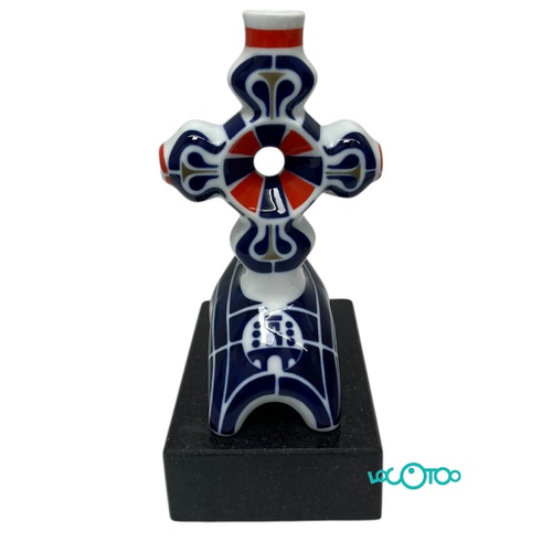 SARGADELOS CRUZ SOBRE TEIXUGO