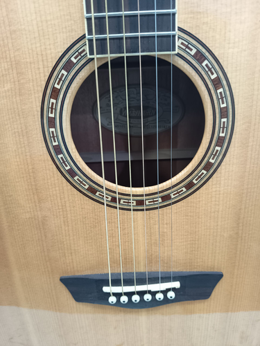 Guitarra Clásica WASHBURN WD10S NAT 6 Cuerd