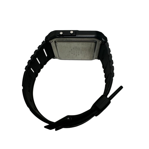 CASIO CA-53W 34 mm Caucho