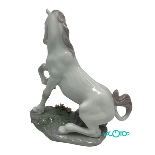 CERÁMICA Lladró UNICORNIO MÁGICO