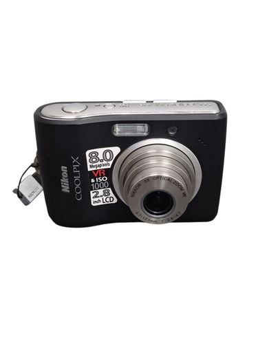 Cámara Vintage NIKON COOLPIX L4