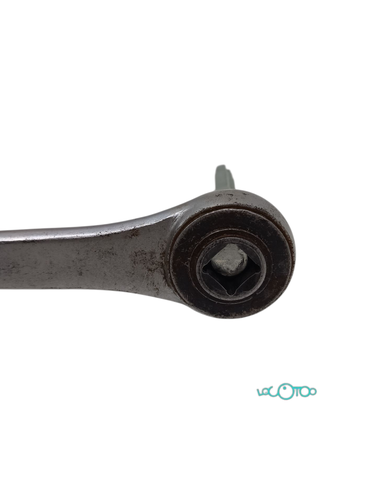 Llaves CARRACA CON LLAVE ESCALONADA RADIADO