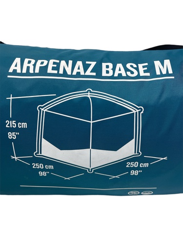 Varios Camping QUECHUA ARPENAZ BASE M ( CAR