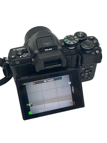 Cámara Evil OLYMPUS E-M10 III 40 mm Con Obj