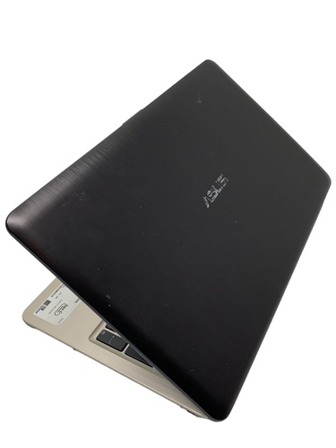 Portátil 256 GB SSD 4 GB Intel I3 5ta Gen. 