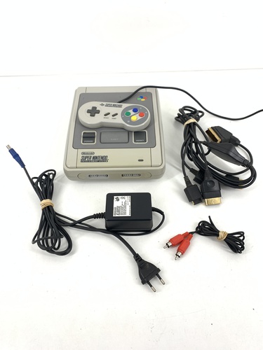 Consola SUPER NINTENDO (SNES)