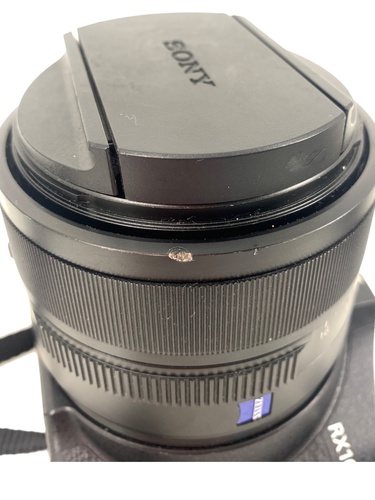 Cámara BRIDGE SONY DSC-RX10 CON KIT ZEISS  