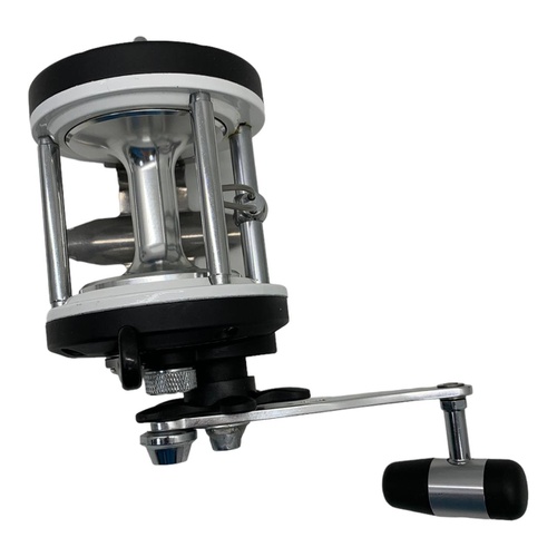 CARRETE CAPERLAN REVEAL 20 LBS