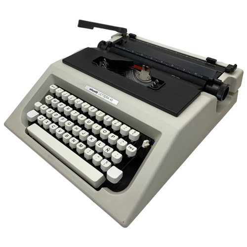 MÁQUINA ESCRIBIR OLIVETTI LETTERA 40