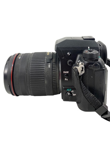 CÁMARA REFLEX PENTAX K-5 + SIGMA 18-200mm +