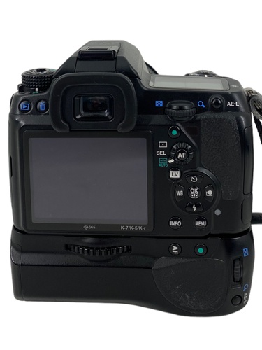 CÁMARA REFLEX PENTAX K-5 + SIGMA 18-200mm +