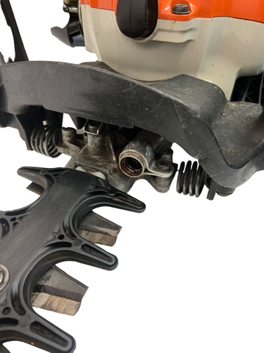 Corta Setos Gasolina STIHL HS 81R