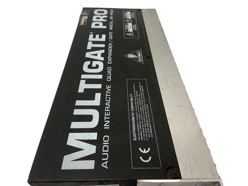 BEHRINGER MULTIGATE PRO XR 4400