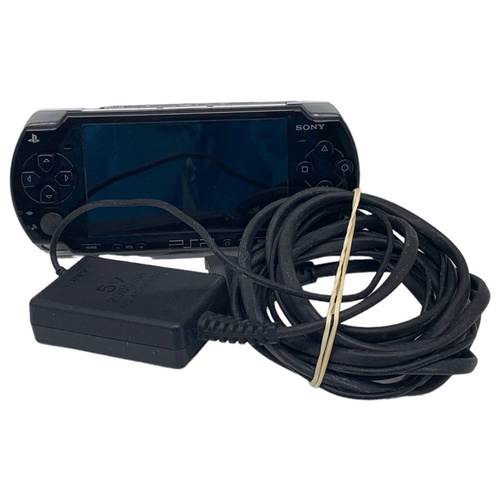 CONSOLA PORTÁTIL SONY PSP 2004