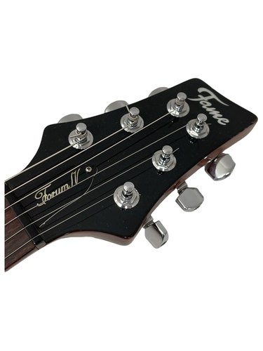 Guitarra Eléctrica FAME FORUM IV 6 Cuerdas 
