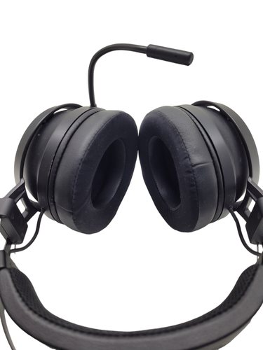 RAZER NARI ESSENTIAL 