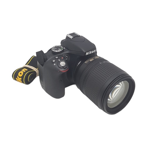 Cámara Réflex NIKON D3300 18-105MM 24.2 SD 